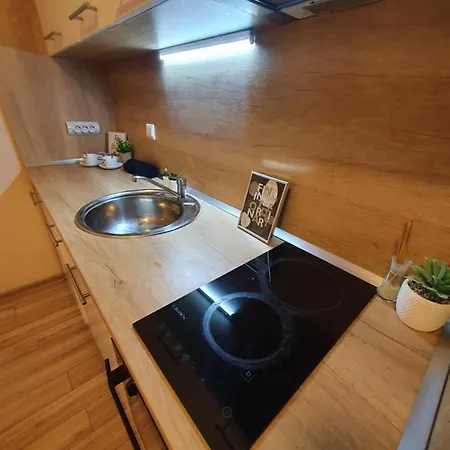 Amelia Apartment
